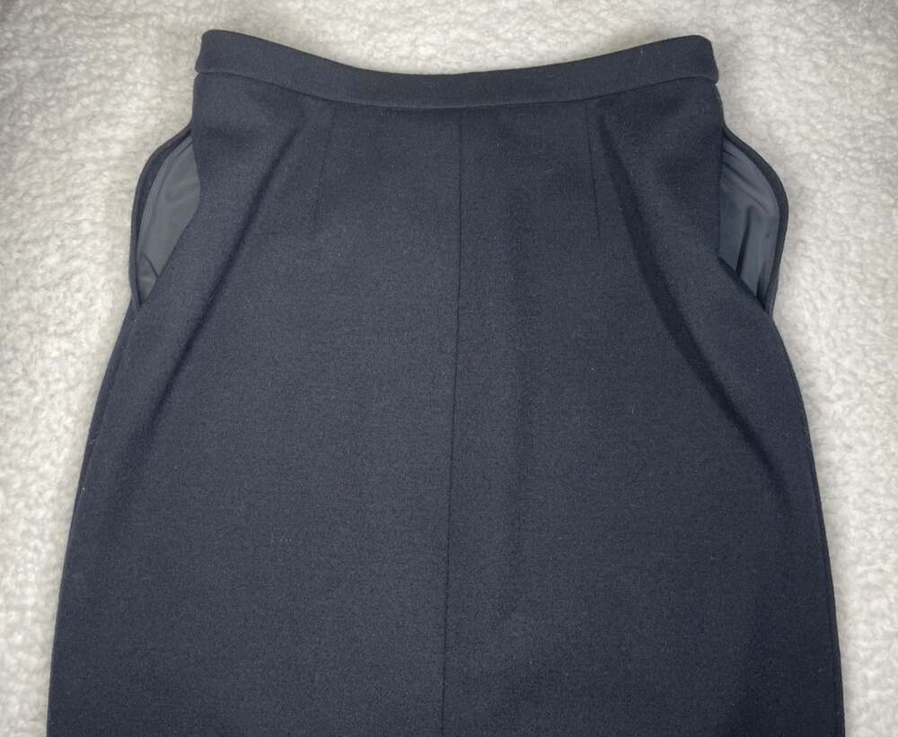 Vintage Bleyle 8 Black 100% Wool Pencil Skirt Pockets Office Capsule Essential